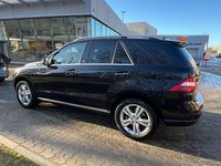 Gebraucht Mercedes ML350 258 PS (189 kW) 2014 Schwarz SUV