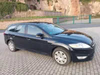 Gebraucht Ford Mondeo 140 PS (102 kW) 2012 Schwarz Kombi