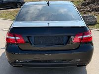 Gebraucht Mercedes E250 204 PS (150 kW) 2012 Schwarz Limousine