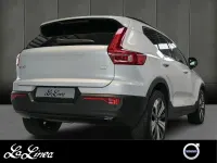 Gebraucht Volvo XC40 Ultimate 192 PS (141 kW) 2023 Crystal white / metallic SUV