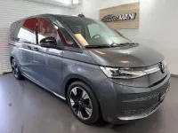 Gebraucht VW Multivan Life 150 PS (110 kW) 2024 Grau Van / Kleinbus