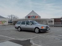 Gebraucht Mercedes E320 220 PS (161 kW) 1992 Silber Kombi