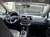 Gebraucht Kia Rio 84 PS (61 kW) 2014 Schwarz Kleinwagen