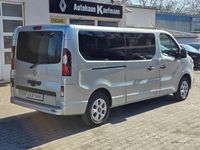 Neu Renault Trafic Evolution 110 PS (80 kW) 2025 Silber Van / Kleinbus