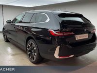 Neu BMW 550e 489 PS (359 kW) 2025 Schwarz Kombi