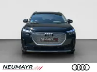 Gebraucht Audi Q4 e-tron Ambiente 194 kW (265 PS) 2023 Mythosschwarz metallic SUV
