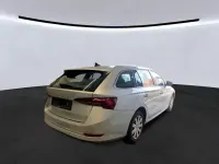 Gebraucht Skoda Octavia Style 150 PS (110 kW) 2021 Stribrna brilliant/ brilliants Kombi