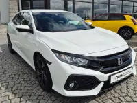 Gebraucht Honda Civic Elegance 129 PS (94 kW) 2017 Platinum white pearl Kleinwagen