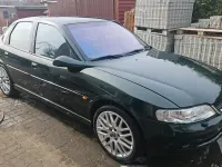 Używany Opel Vectra 125 KM (91 kW) 2001 Zielony Sedan/Limuzyna