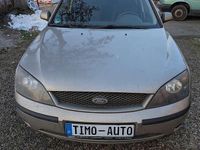 Gebraucht Ford Mondeo Ghia 145 PS (106 kW) 2002 Beige Limousine