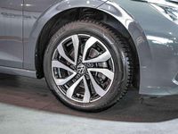 Gebraucht VW Golf VII Active 150 PS (110 kW) 2021 Delfingrau Kleinwagen