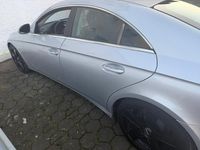 Gebraucht Mercedes CLS320 224 PS (164 kW) 2006 Silber Coupé