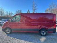 Gebraucht VW Crafter R 140 PS (102 kW) 2019 Rot Van