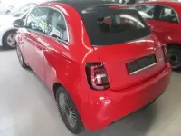 Gebraucht Fiat 500e Red 86 kW (118 PS) 2022 Red vr111/a) (rot Cabrio