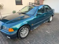 Gebraucht BMW 318 116 PS (85 kW) 1997 Grün Limousine
