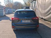 Gebraucht Ford Focus ST-Line 182 PS (133 kW) 2019 Grau Kombi