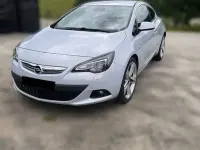 Gebraucht Opel Astra GTC Edition 165 PS (121 kW) 2012 Weiß Coupé