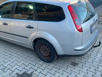 Gebraucht Ford Focus 101 PS (74 kW) 2005 Silber Kombi