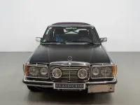 Gebraucht Mercedes 280 181 PS (133 kW) 1980 Blau Limousine