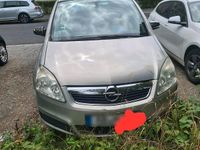 Gebraucht Opel Zafira 150 PS (110 kW) 2008 Silber Van / Kleinbus