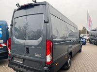 Gebraucht Iveco Daily 180 PS (132 kW) 2022 Grau