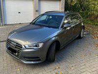 Gebraucht Audi A3 Comfort 150 PS (110 kW) 2015 Grau Kombi