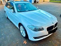 Gebraucht BMW 520 184 PS (135 kW) 2011 Weiß Kombi