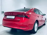 Gebraucht Skoda Octavia Ambition 131 PS (96 kW) 2021 Rot Limousine