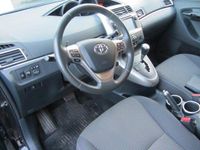 Gebraucht Toyota Verso Skyview Edition 147 PS (108 kW) 2015 Schwarz Van / Kleinbus