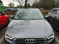 Gebraucht Audi A3 Attraction 122 PS (89 kW) 2013 Grau Limousine