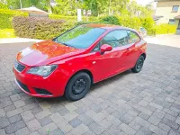 Używany Seat Ibiza 70 KM (51 kW) 2014 Czerwony Hatchback