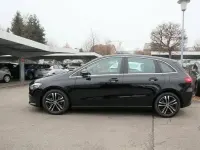 Gebraucht Mercedes B200 Style 163 PS (119 kW) 2023 Schwarz Kleinwagen