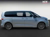 Gebraucht VW Multivan Life 177 PS (130 kW) 2024 Silber Van / Kleinbus