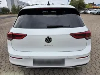 Gebraucht VW Golf VIII Move 150 PS (110 kW) 2023 Weiß Limousine