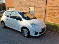 Second-hand Renault Twingo 75 CP (55 kW) 2011 Alb Hatchback