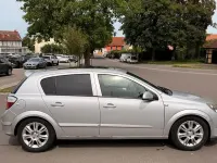 Gebraucht Opel Astra Sport 105 PS (77 kW) 2005 Silber Kleinwagen