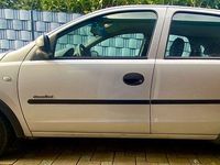 Second-hand Opel Corsa Comfort 75 CP (55 kW) 2001 Argintiu Hatchback