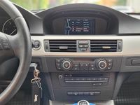 Gebraucht BMW 320 Efficient Dynamics 163 PS (119 kW) 2011 Kombi