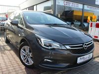 Gebraucht Opel Astra Dynamic 110 PS (80 kW) 2016 Grau Limousine