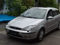 Gebraucht Ford Focus Ghia 116 PS (85 kW) 2002 Silber Limousine