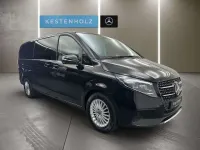 Gebraucht Mercedes V300 Avantgarde 237 PS (174 kW) 2025 Obsidianschwarz Van / Kleinbus