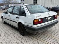 Gebraucht Volvo 440 90 PS (66 kW) 1992 Weiß Kleinwagen