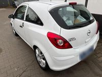 Gebraucht Opel Corsa Selection 80 PS (58 kW) 2009 Weiß Kleinwagen