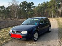 Gebraucht VW Golf IV 75 PS (55 kW) 2000 Blau Kleinwagen