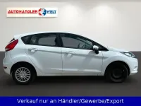Gebraucht Ford Fiesta 60 PS (44 kW) 2010 Weiß Limousine