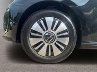 Gebraucht VW e-up! United 61 kW (83 PS) 2021 Deep black perleffekt Kleinwagen