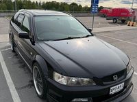 Gebraucht Honda Accord 160 PS (117 kW) 2001 Schwarz Kombi