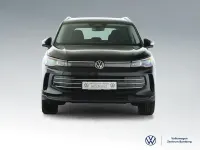 Gebraucht VW Tiguan Elegance 193 PS (141 kW) 2024 Schwarz SUV