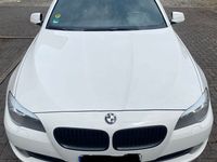 gebraucht BMW 520 d Navi,Panorama,Head Up, Automatik,TÜV neu