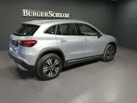 Gebraucht Mercedes GLA180 Progressive 136 PS (100 kW) 2024 Hightechsilber metallic SUV